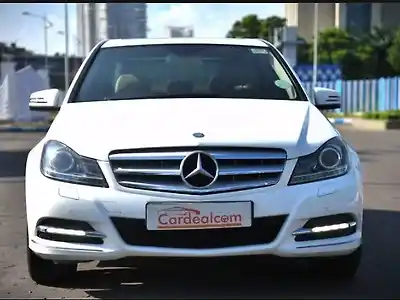 Second Hand मर्सिडीज़ बेंज़ सी-क्लास 220 ब्लूएफ़िशियंसी in कोलकाता