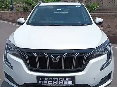 Second Hand महिंद्रा XUV700 AX 7 डीज़ल एमटी लग्ज़री पैक 7 सीटर [2021] in लखनऊ