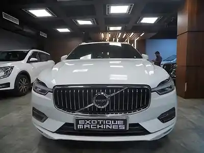 Second Hand वॉल्वो xc60 d5 इंस्क्रिप्शन in लखनऊ