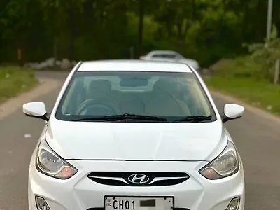 Second Hand Hyundai Verna Fluidic 1.6 CRDi SX in Mohali