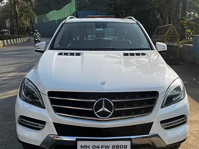 2015 Mercedes-Benz M-Class ML 350 CDI 1 2015 Mercedes-Benz M-Class ML 350 CDI 1
