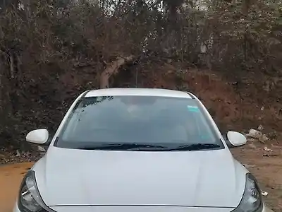 Second Hand हुंडई ग्रैंड i10 निओस कॉर्पोरेट इडिशन एमटी in गुवाहाटी