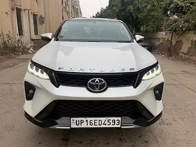 Toyota Fortuner 2.8 4X4 AT