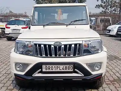 Second Hand महिंद्रा बोलेरो b6 in बेट्टीयह