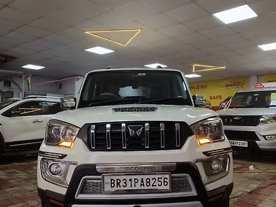 2020 Mahindra Scorpio S5 2WD 7 STR 1