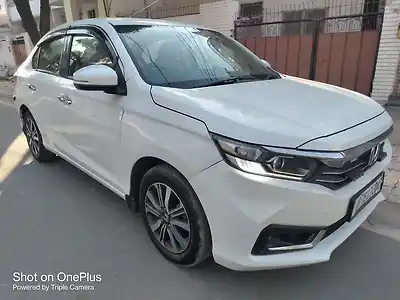 Second Hand होंडा अमेज vx एमटी 1.5 डीज़ल in कानपुर