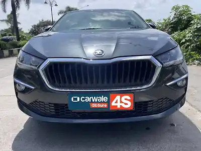 Second Hand स्कोडा स्लाविया स्टाइल 1.5-लीटर टीएसआई डीएसजी[2023-2023] in मुंबई