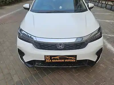 2023 होंडा सिटी ZX Petrol MT [2023-2025] 1