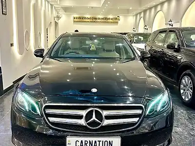 Second Hand मर्सिडीज़ बेंज़ E-क्लास e 350 cdi इडिशन e  in दिल्ली