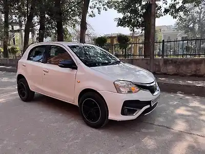 Second Hand टोयोटा इटियोस लीवा जीडी in जालंधर