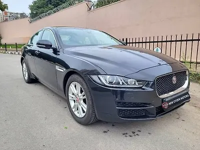 2018 Jaguar XE Portfolio Diesel 1