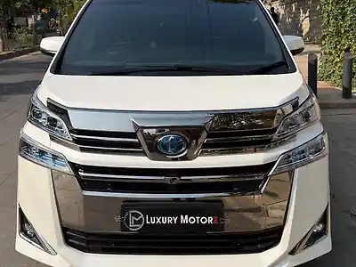 Second Hand टोयोटा वेलफायर हाइब्रिड in बैंगलोर