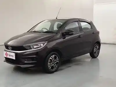 Second Hand टाटा टियागो XT [2023-2025] in कानपुर