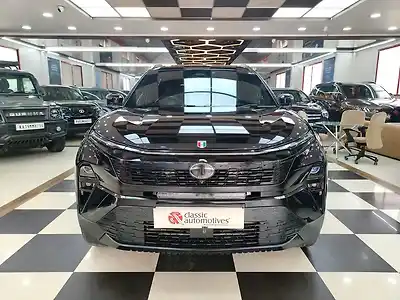 Second Hand टाटा हैरियर फ़ीयरलेस प्लस डार्क इडिशन एटी in बैंगलोर