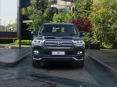 Second Hand टोयोटा लैंड क्रूज़र एलसी 200 vx in पुणे