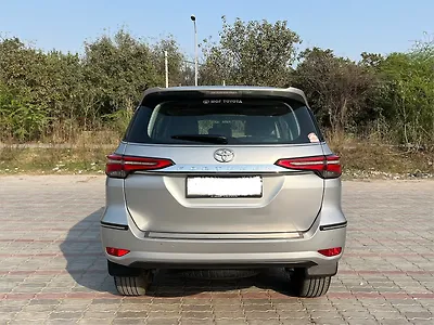 Toyota Fortuner 4x2 2WD Diesel 2.8L Turbo 6 Speed Manual