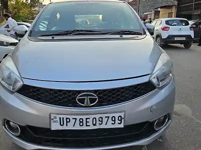 Second Hand टाटा टियागो रेवोट्रॉन xz in कानपुर