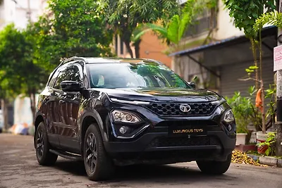 2023 Tata Safari XZ Plus New 1 2023 Tata Safari XZ Plus New 1