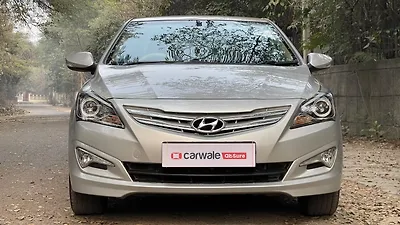 Hyundai Verna 1.6 VTVT SX