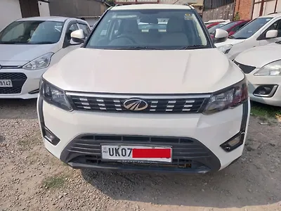 2021 Mahindra XUV300 W6 1.2 Petrol [2019] 1