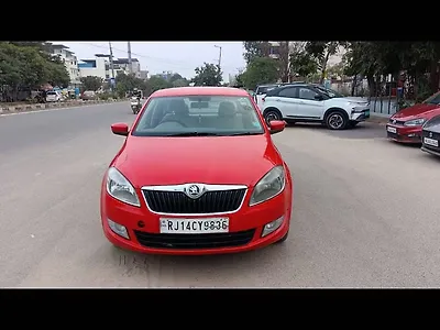 Second Hand Skoda Rapid 1.5 TDI CR Ambition with Alloy Wheels in Jaipur