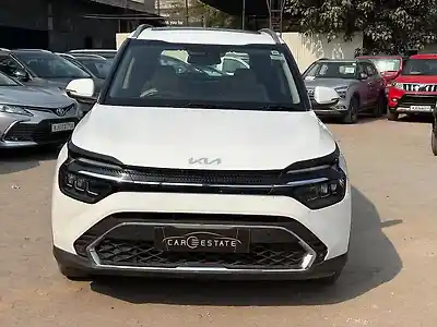 Second Hand किआ कारेन्स लग्ज़री प्लस 1.5 डीज़ल 6 सीटर in जयपुर