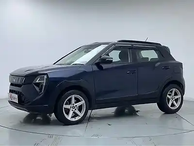 Second Hand महिंद्रा XUV 3XO AX5 Diesel 1.5L Turbo Manual in गोहाना