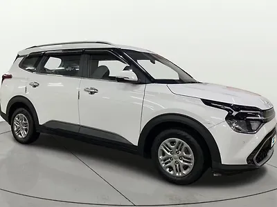 Second Hand Kia Carens Prestige 1.5 Petrol MT 7 STR in Mohali