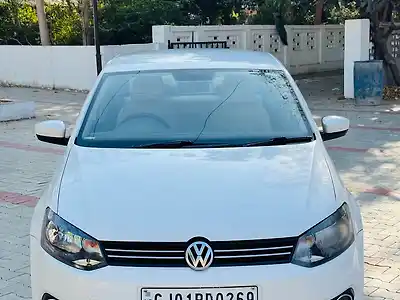 2013 फ़ॉक्सवैगन वेंटो हाईलाइन डीज़ल 1