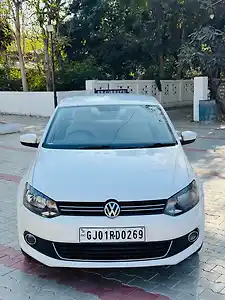 2013 फ़ॉक्सवैगन वेंटो हाईलाइन डीज़ल 1 2013 फ़ॉक्सवैगन वेंटो हाईलाइन डीज़ल 1