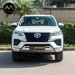 Toyota Fortuner 4x2 2WD Petrol 2.7L Automatic
