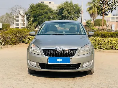 Second Hand Skoda Rapid 1.5 TDI CR Elegance AT in Mohali