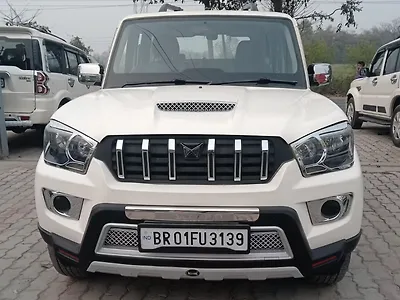 2022 Mahindra Scorpio S5 1