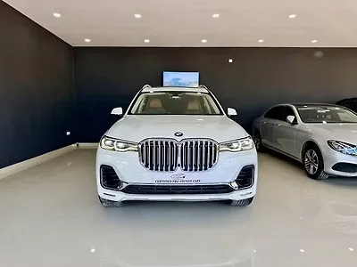 2021 BMW X7 xDrive30d DPE Signature 1