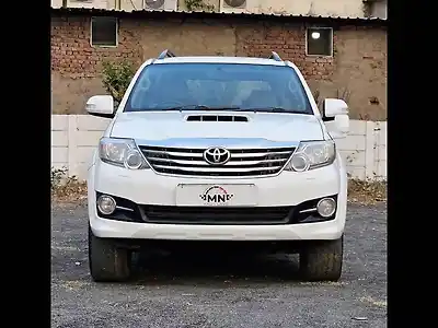 Second Hand टोयोटा फ़ॉर्च्यूनर 3.0 4x2 एमटी in अहमदाबाद
