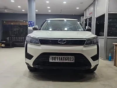 2020 Mahindra XUV300 W4 1.5 Diesel 1