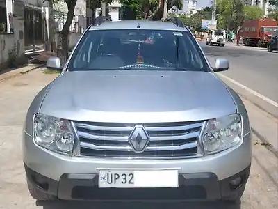 Second Hand रेनो डस्टर 85 पीएस rxl डीज़ल प्लस in आगरा