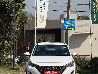 2022 Hyundai Verna SX 1.5 CRDi 1