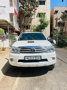 2010 Toyota Fortuner 3.0 MT 1 2010 Toyota Fortuner 3.0 MT 1