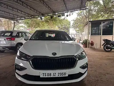 2023 स्कोडा स्लाविया एम्बिशन 1.5 लीटर tsi डीएसजी 1