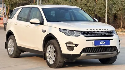 Second Hand Land Rover Discovery Sport HSE Luxury 7-Seater in Lucknow Second Hand Land Rover Discovery Sport HSE Luxury 7-Seater in Lucknow