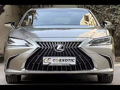 Second Hand Lexus ES 300h Luxury in Gurgaon