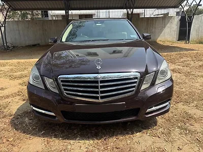 2011 Mercedes-Benz E-Class E350 CDI Avantgarde 1