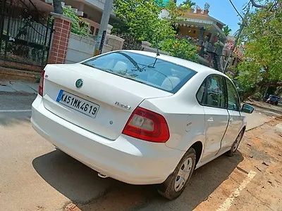 2012 Skoda Rapid Active 1.6 MPI MT Plus