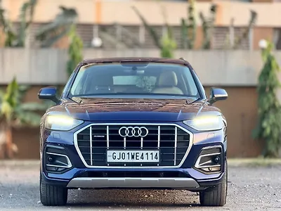 2021 Audi Q5 Technology 45 TFSI [2021-2024] 1