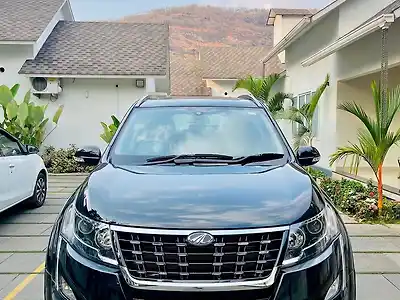 2018 महिंद्रा XUV500 w11 (o) ऑटोमैटिक 1