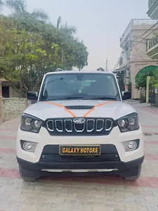2015 Mahindra Scorpio S10 1 2015 Mahindra Scorpio S10 1