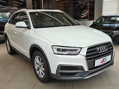 Second Hand Audi Q3 30 TFSI Premium in Ahmedabad