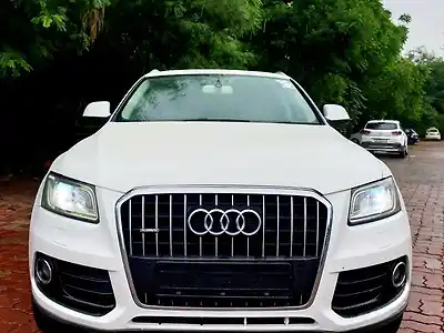 Second Hand ऑडी q5 2.0 tdi क्वॉट्रो टेक्नोलॉजी पैक in लखनऊ