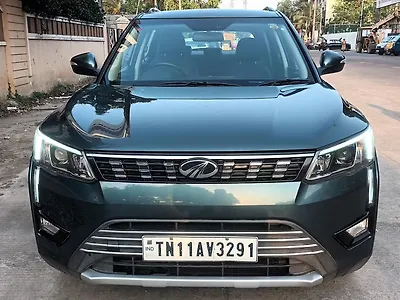 2021 Mahindra XUV300 W8 1.5 Diesel [2020] 1